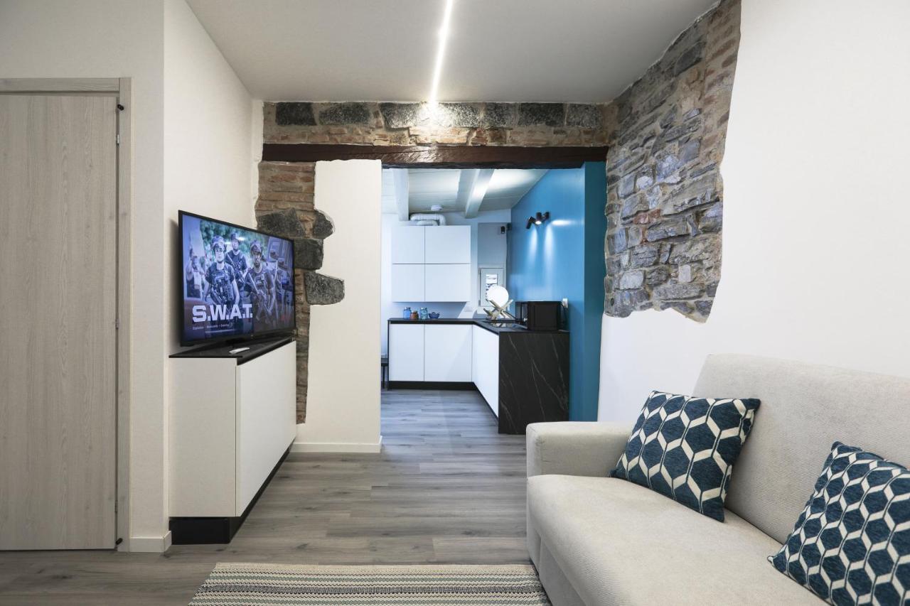Blue Sapphire Como Cozy Flat In Center Of City Apartman Kültér fotó