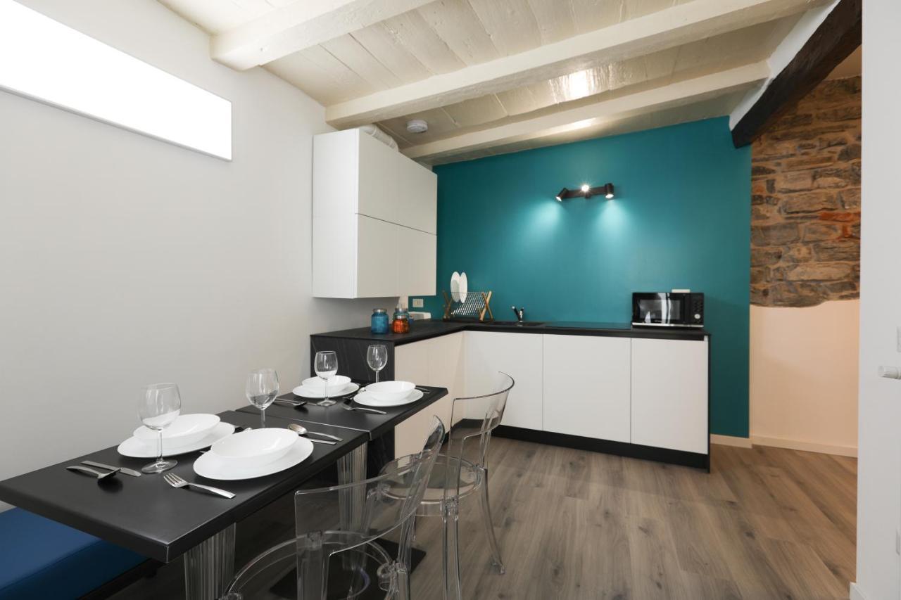 Blue Sapphire Como Cozy Flat In Center Of City Apartman Kültér fotó