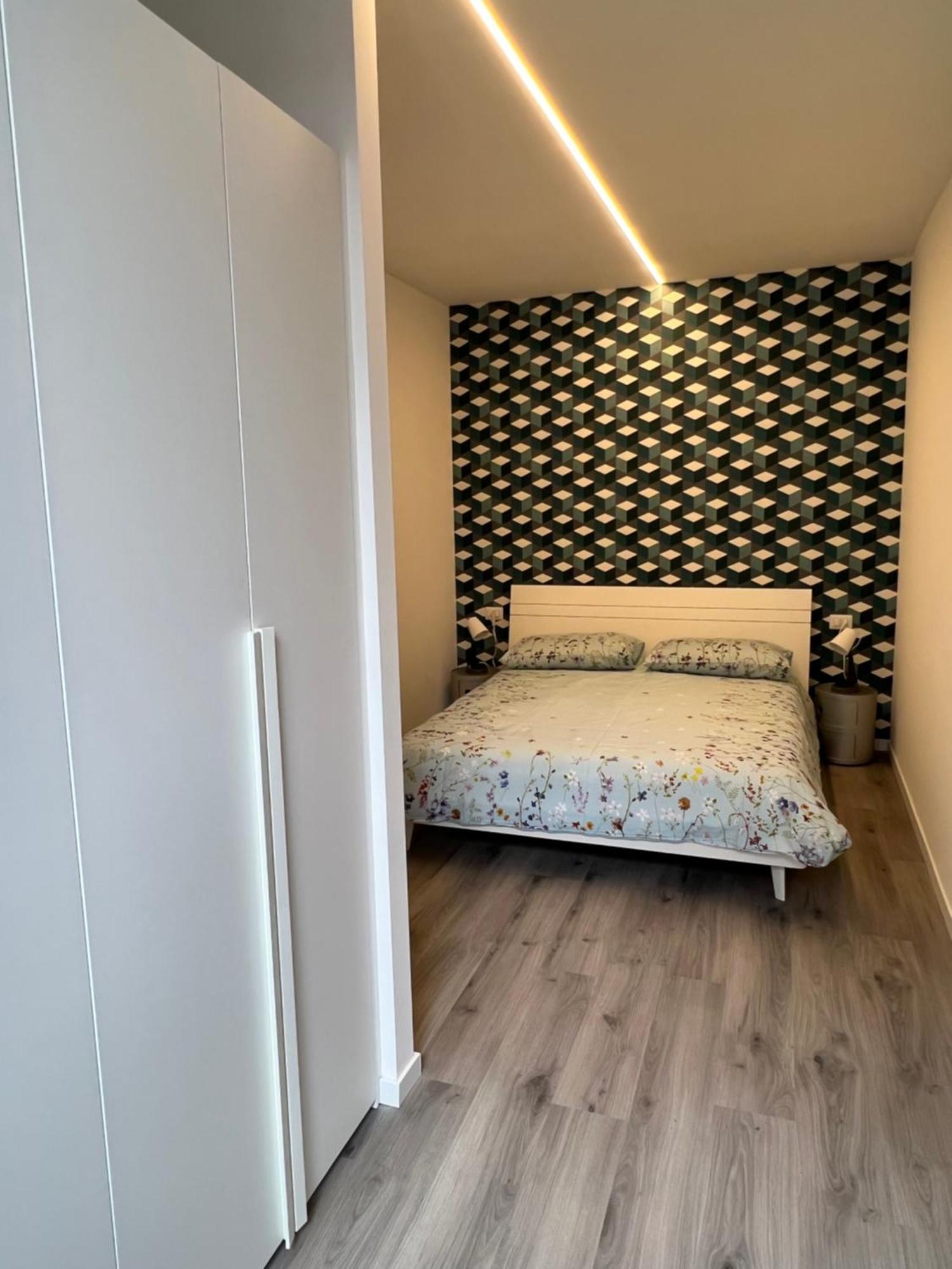 Blue Sapphire Como Cozy Flat In Center Of City Apartman Kültér fotó